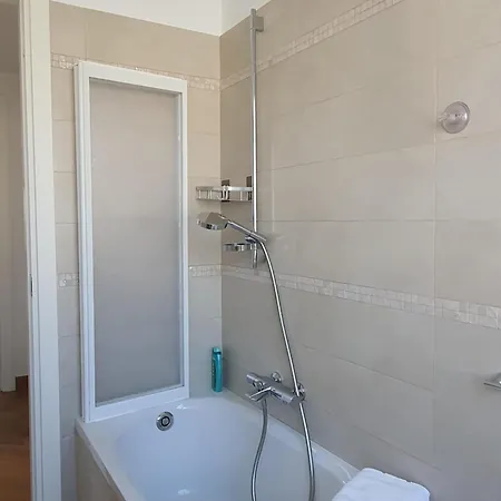 Elisa House דירה *
