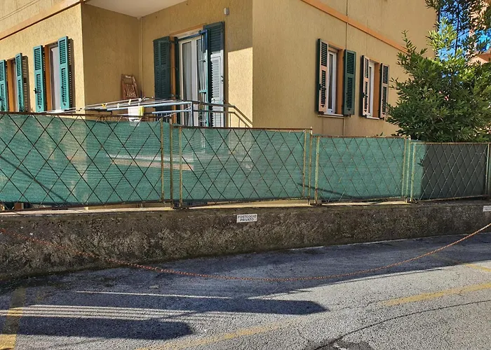 Elisa House Apartman